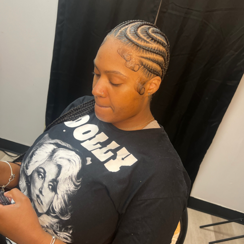 8-10 Stitch Braids at Cozy Braids in SOUTHAVEN, MS