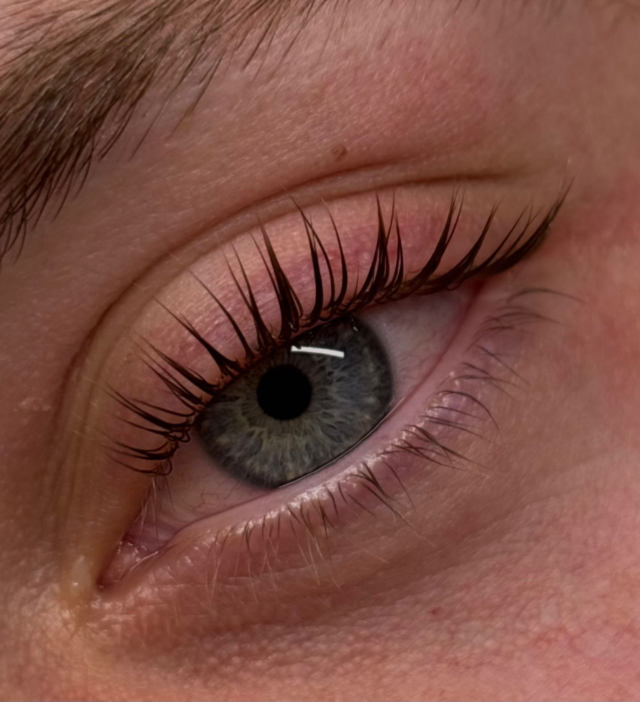 Lash Lift And Tint