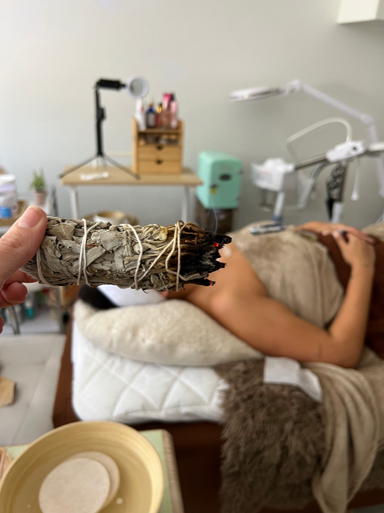 Sage + Palo Santo Cleansing 🧿