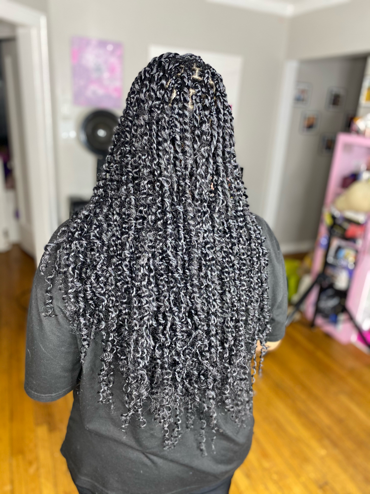 Small Passion Twist