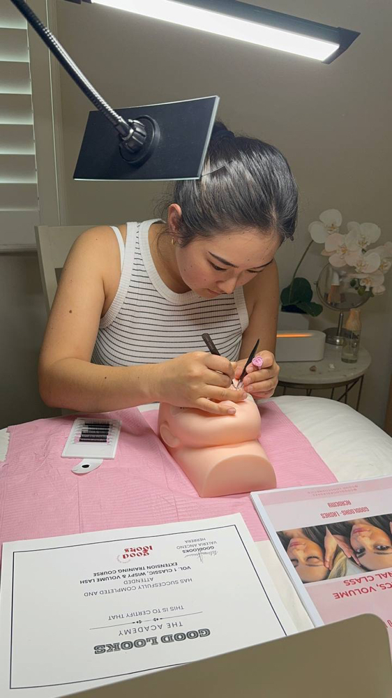 2 Day Lash Extensions Course