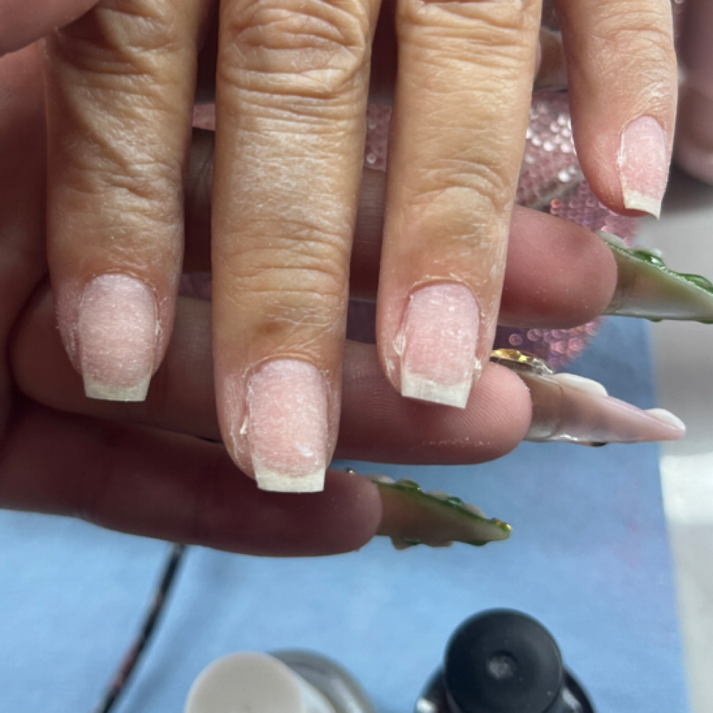 Soak off at Tonixnails in Bradenton, FL