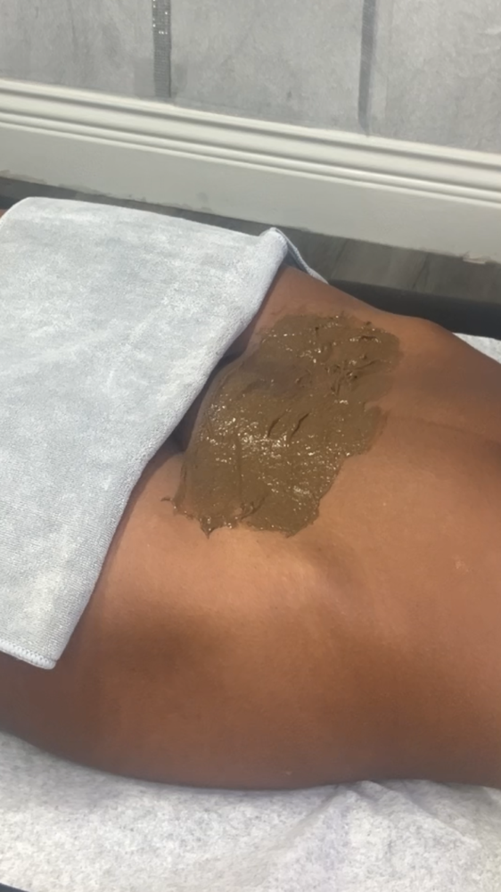 Brighting Vajacial (2wks Post Wax)