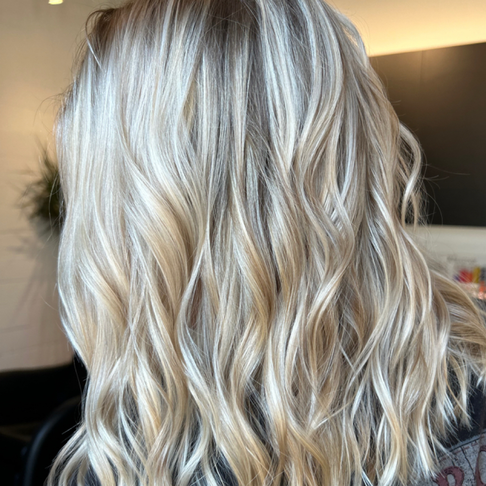 Heavy Partial Foil Highlight at Beauty By Kels in Centerville, TN