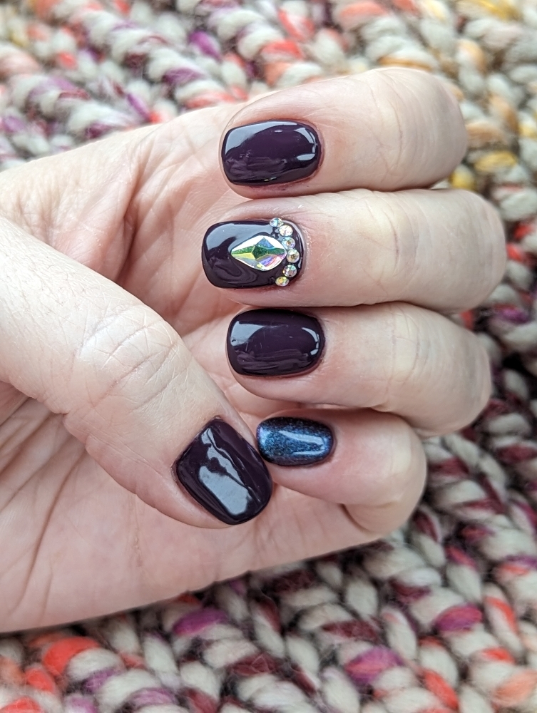 Structured Gel Mani