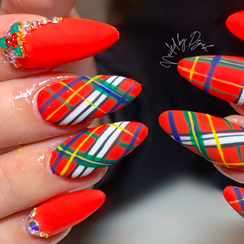 Tier 2 Medium Freestyle Full Set at Queen’z & King’z Barber Salon in Murrieta, CA