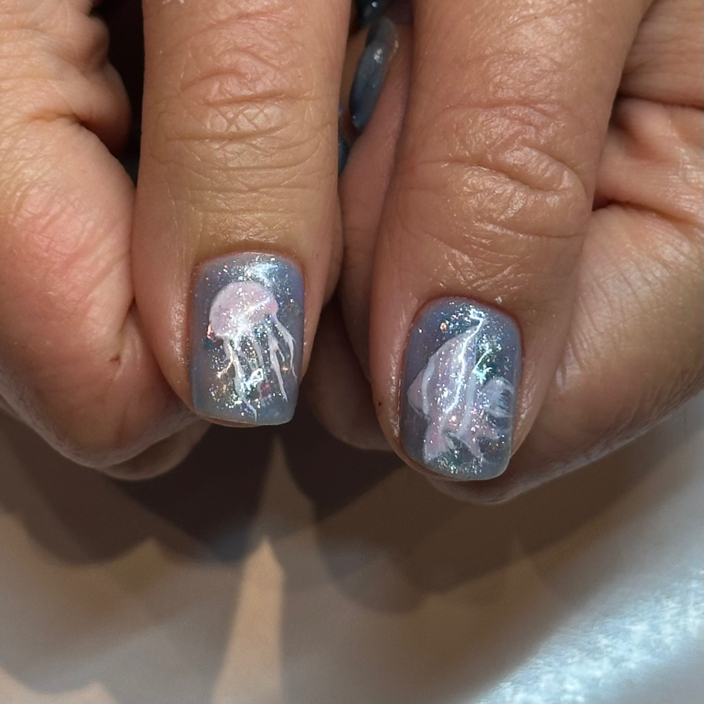gel manicure