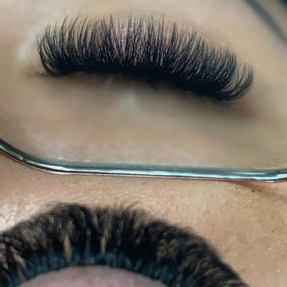 Volume Lash Refill 2weeks at LUMERA Lash & Beaute’ in Houston, TX