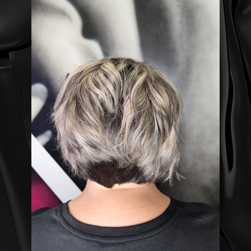 Partial Highlight W/ Haircut at Get Cut & Dye Hair Salon & Spa in Alexandria, LA