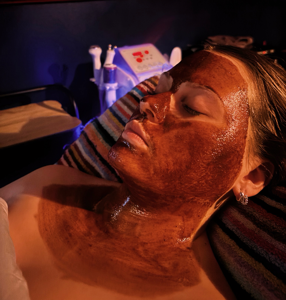 The Ray of Sunstone Facial