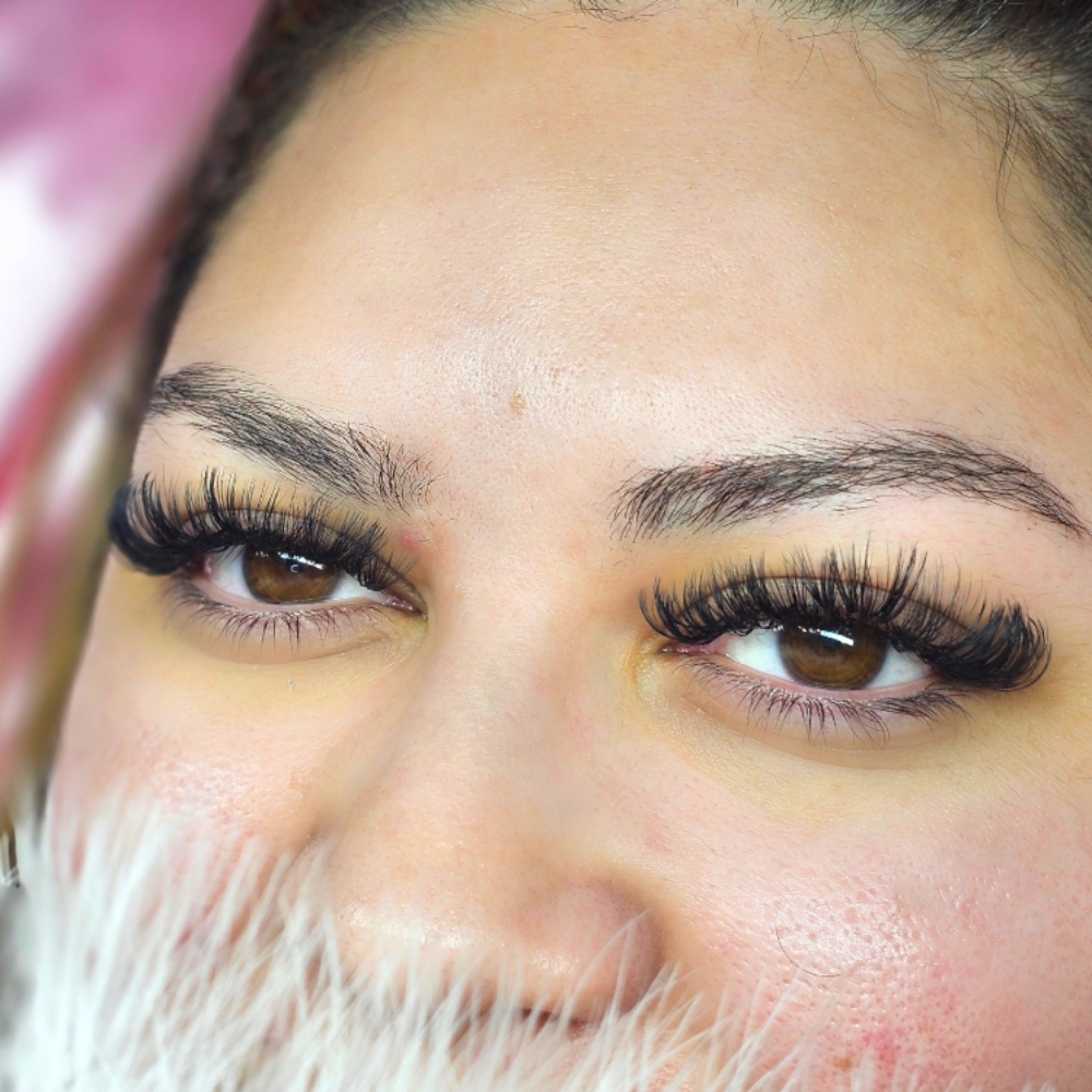 Hybrid Full Set at Glow & Grow Parlor in Rio Rico, AZ