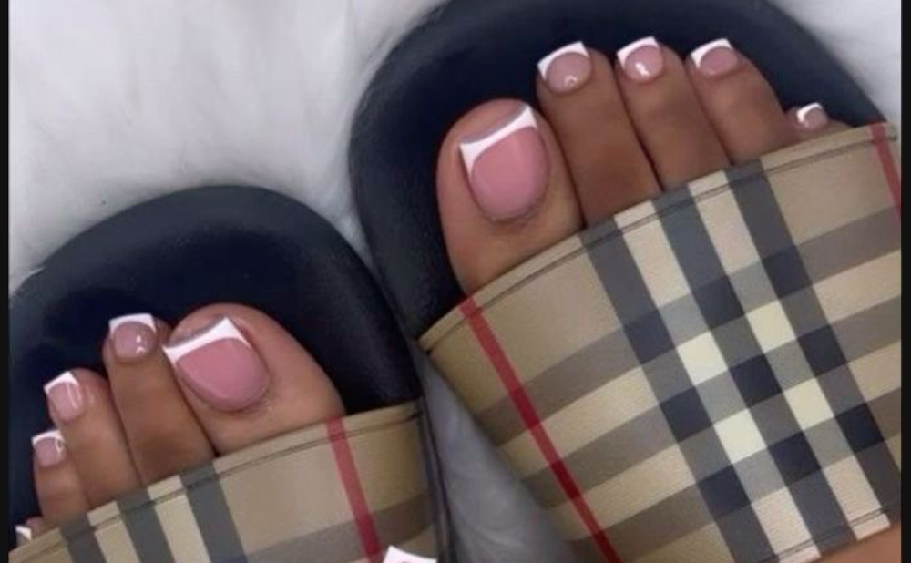 • fill in~toes • at Qveens Qreations in Charleston, SC