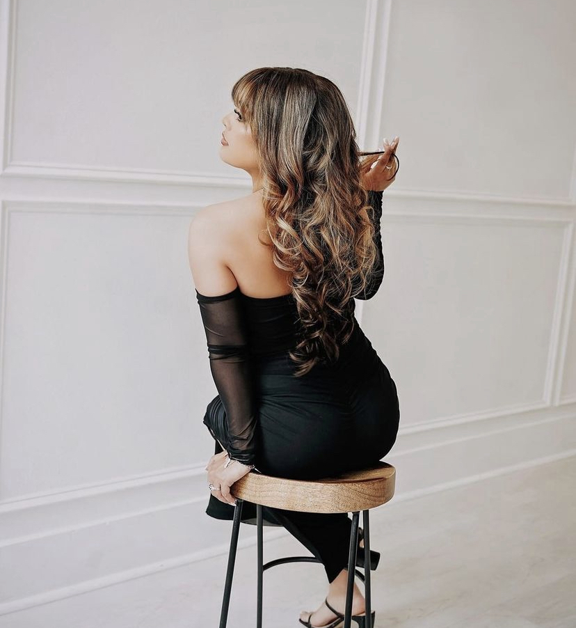 IN-STUDIO BOUDIOUR/STYLED HAIR