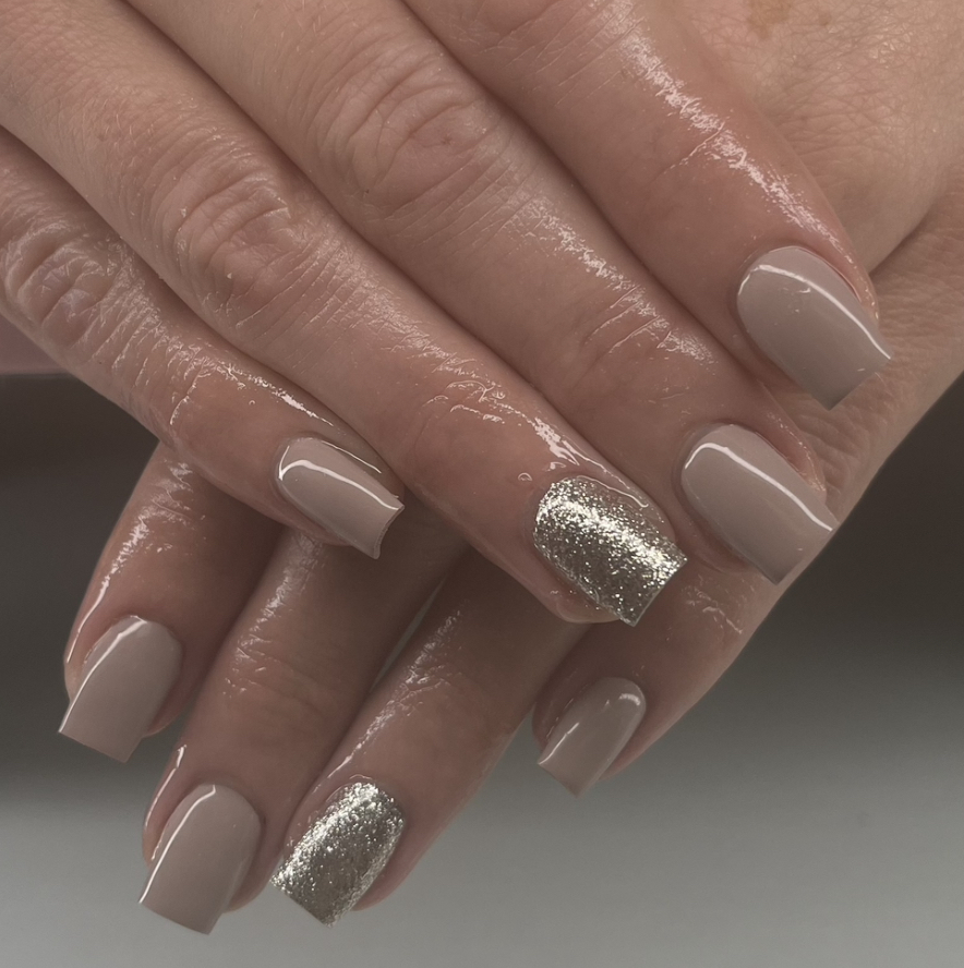 Gel Polish Color Change On Hands