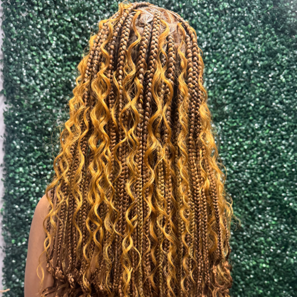 Medium Boho Knotless at HairByDashoni in Richmond, KY