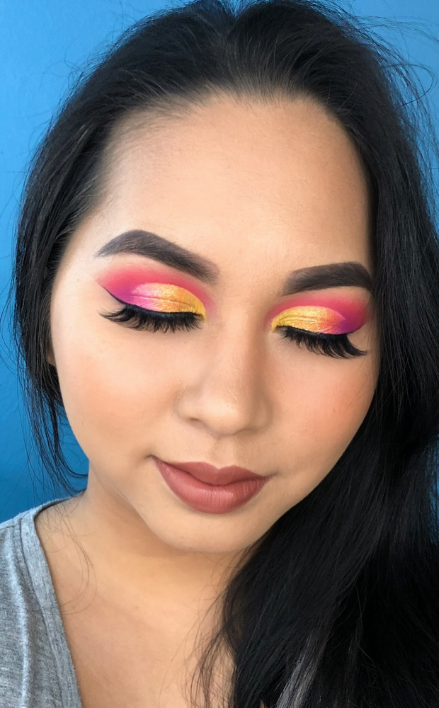 Full Glam- Cut Crease