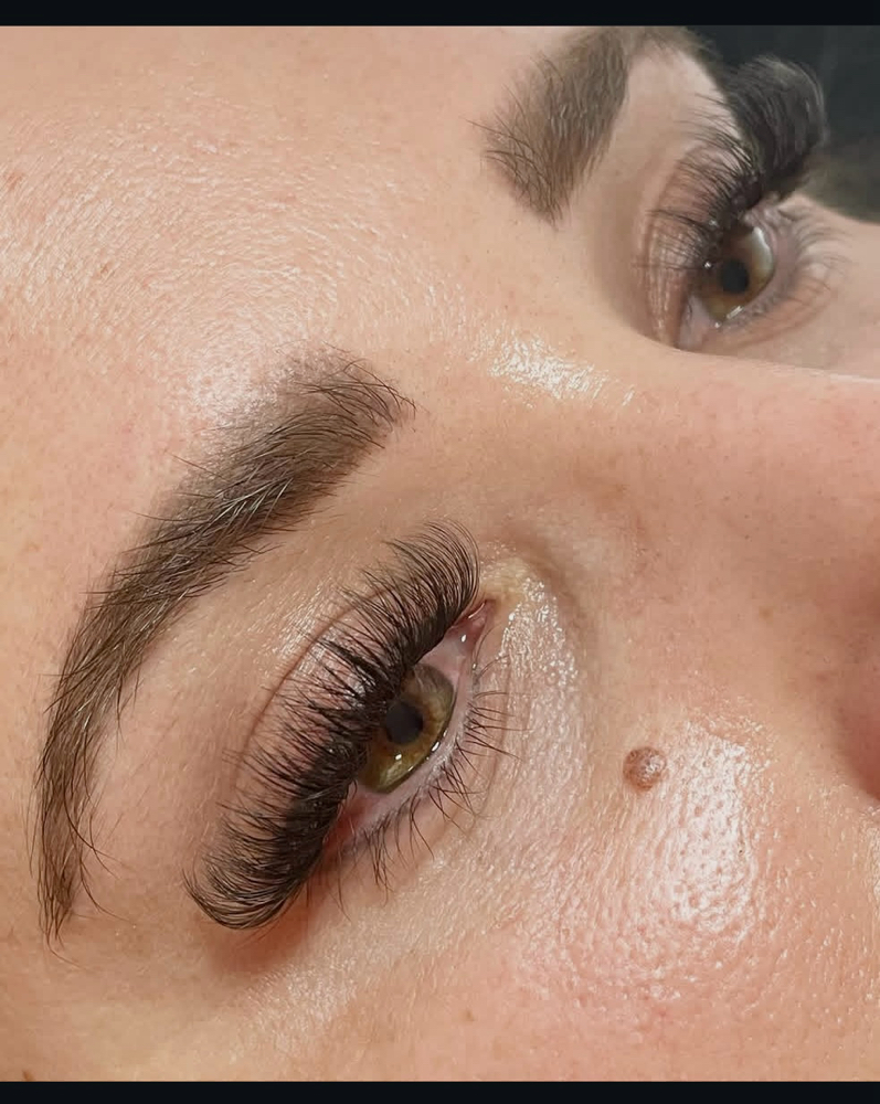 Hybrid Full-Set at Lashes By B in Minco, OK