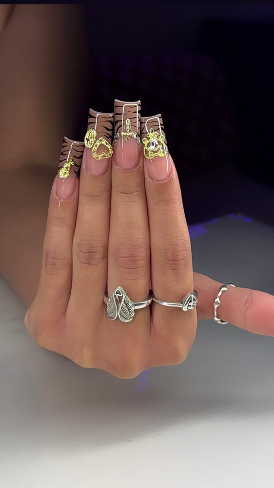 Acrylic full sets (with designs)