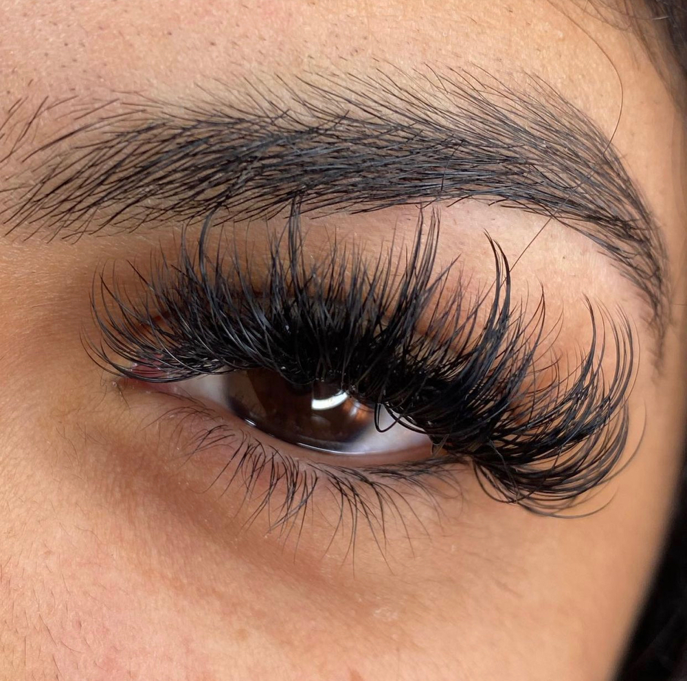 Hybrid Full Set at LUXX WINK in Glendale, AZ