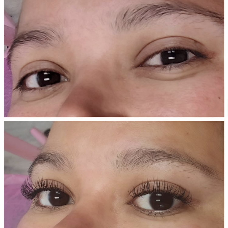 Classic Lash Set at DayDream Esthetics Studio in Madison, IN