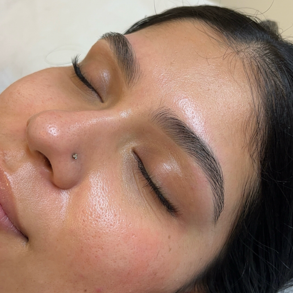 Threading & Mapping at Lux Beauty by Lexi in Fresno, CA