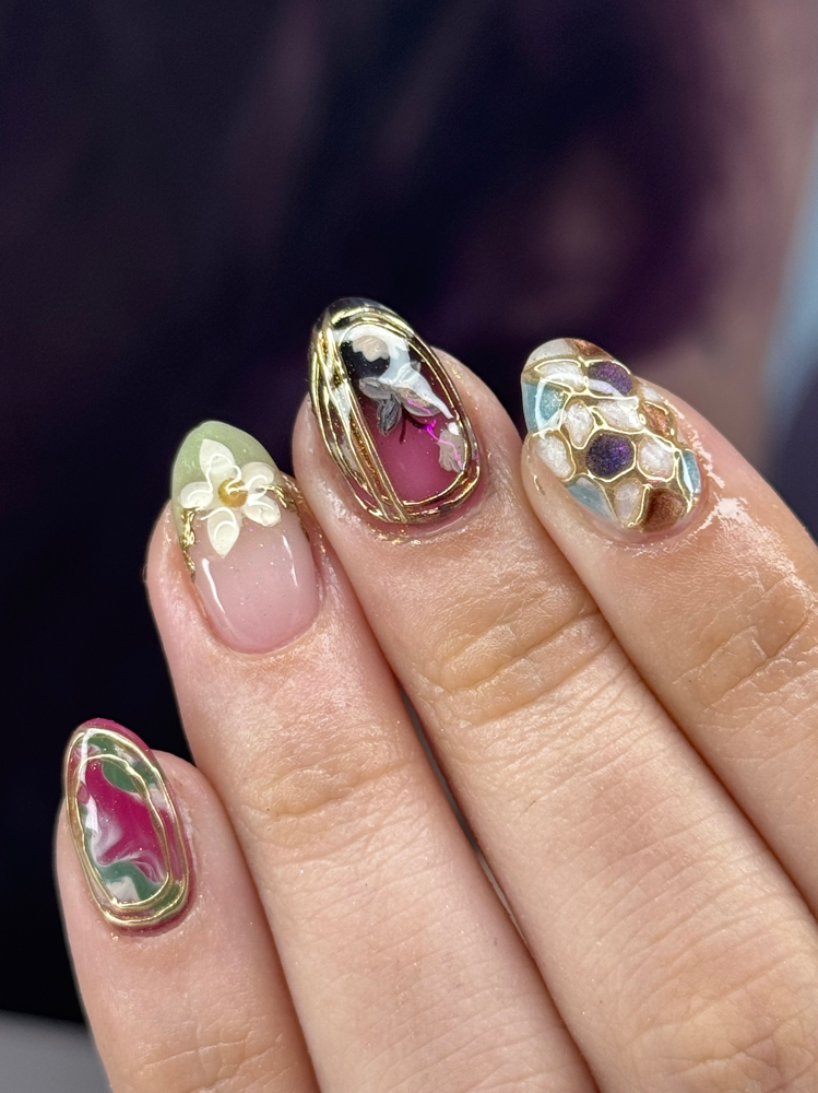 Structured Overlay at 1995nailz in New York, NY