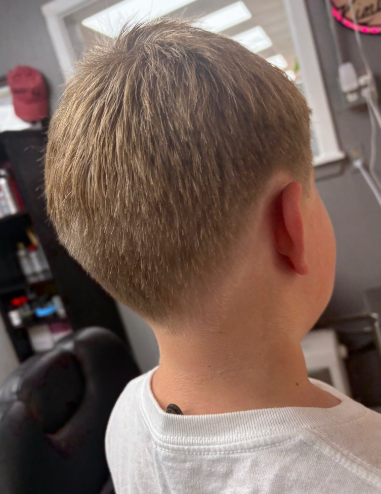 Kids Cut at Dye In Style in Ashdown, AR