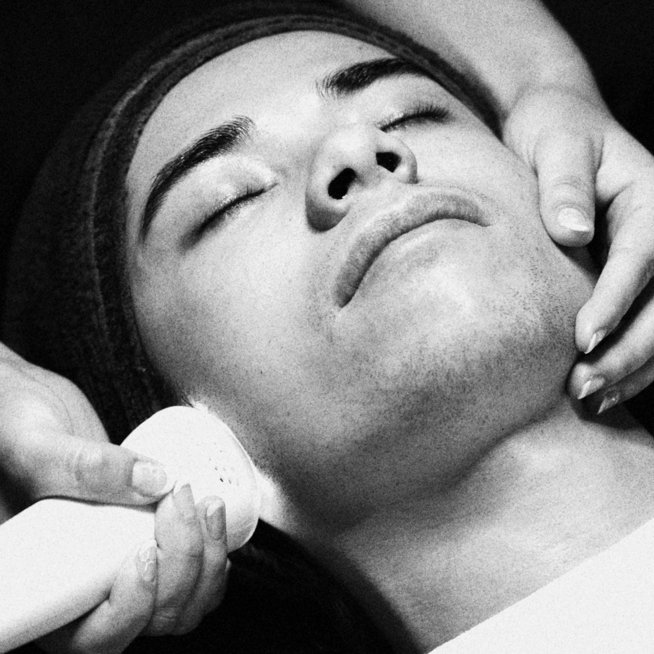 THE RED CARPET FACIAL at MEDLUXE AESTHETICS in Beverly Hills, CA