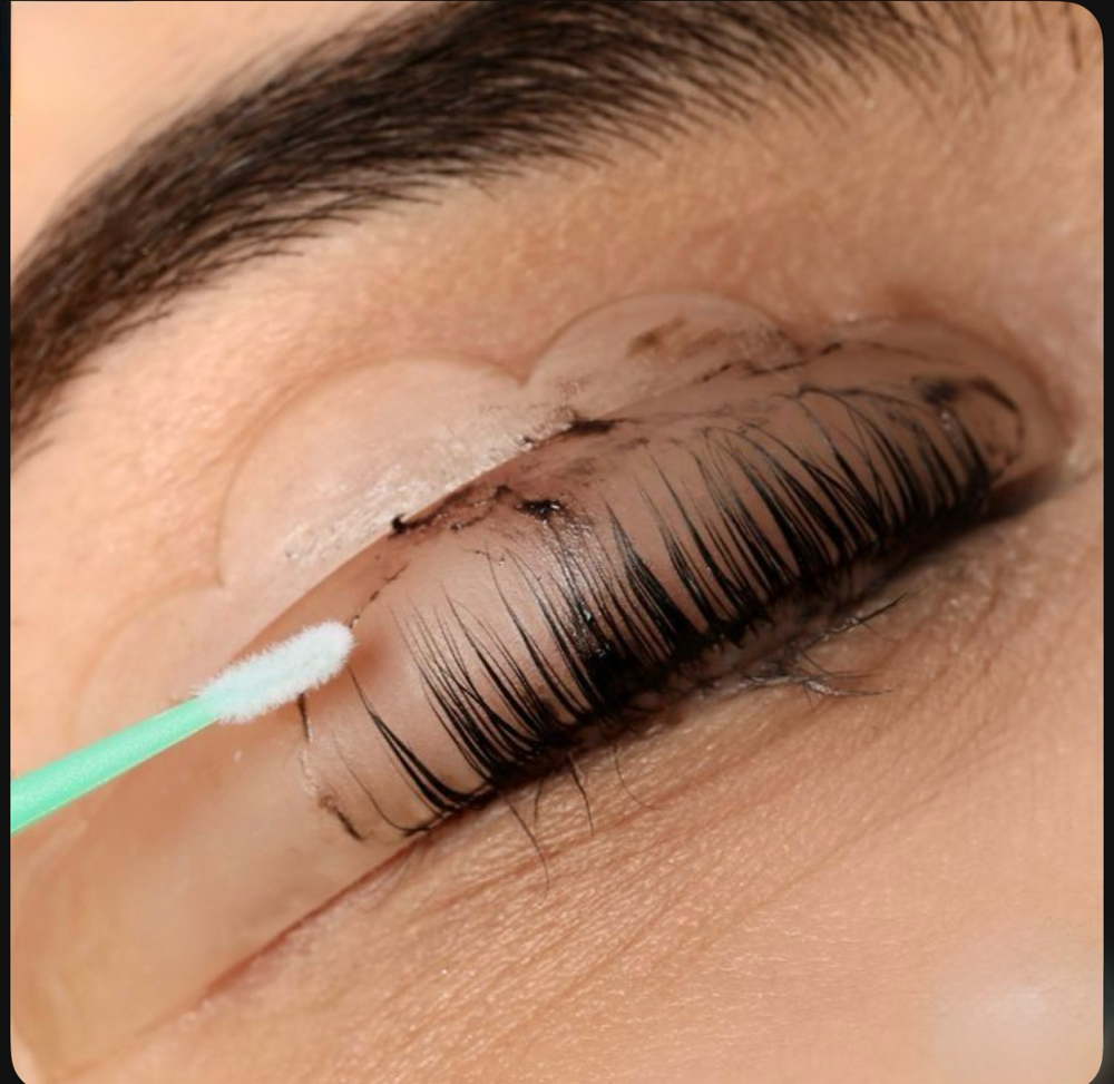 Lash Lift And Tint