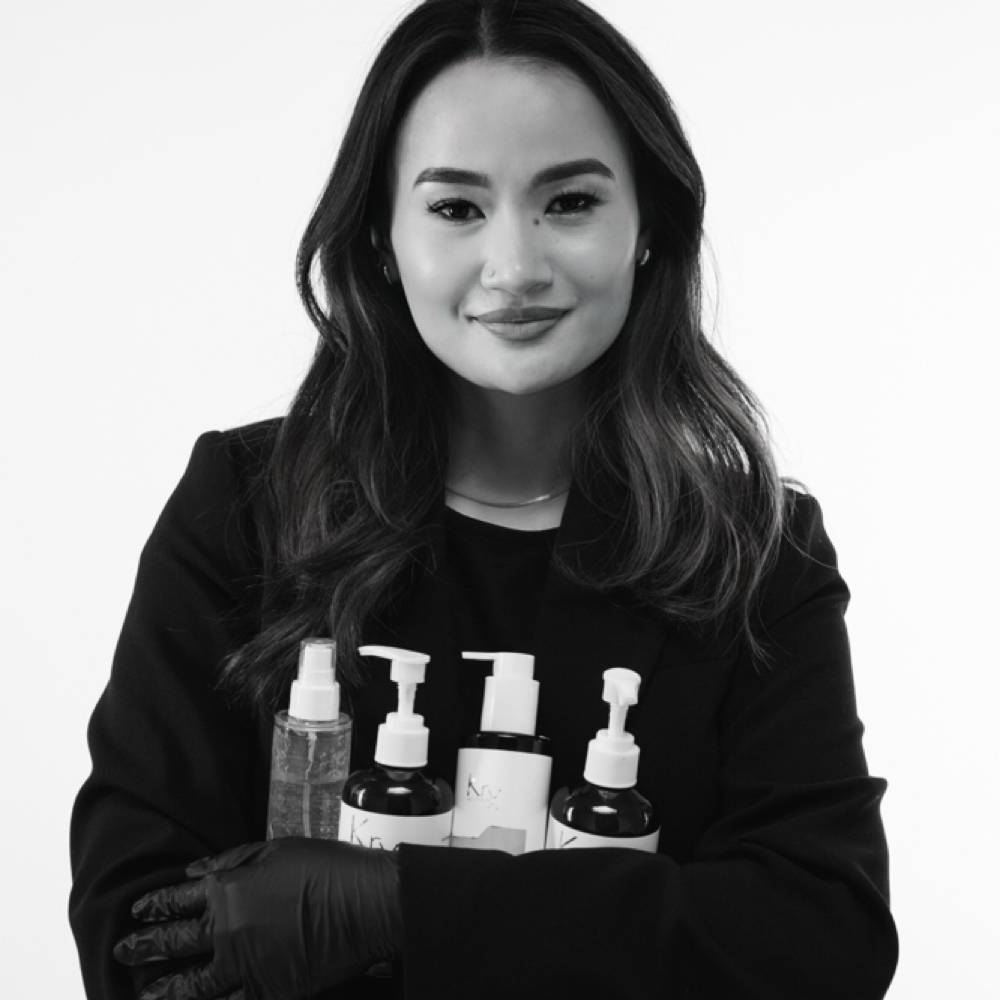 Product Pick-up at Glow with Lindsay Esthetics in Rodeo, CA