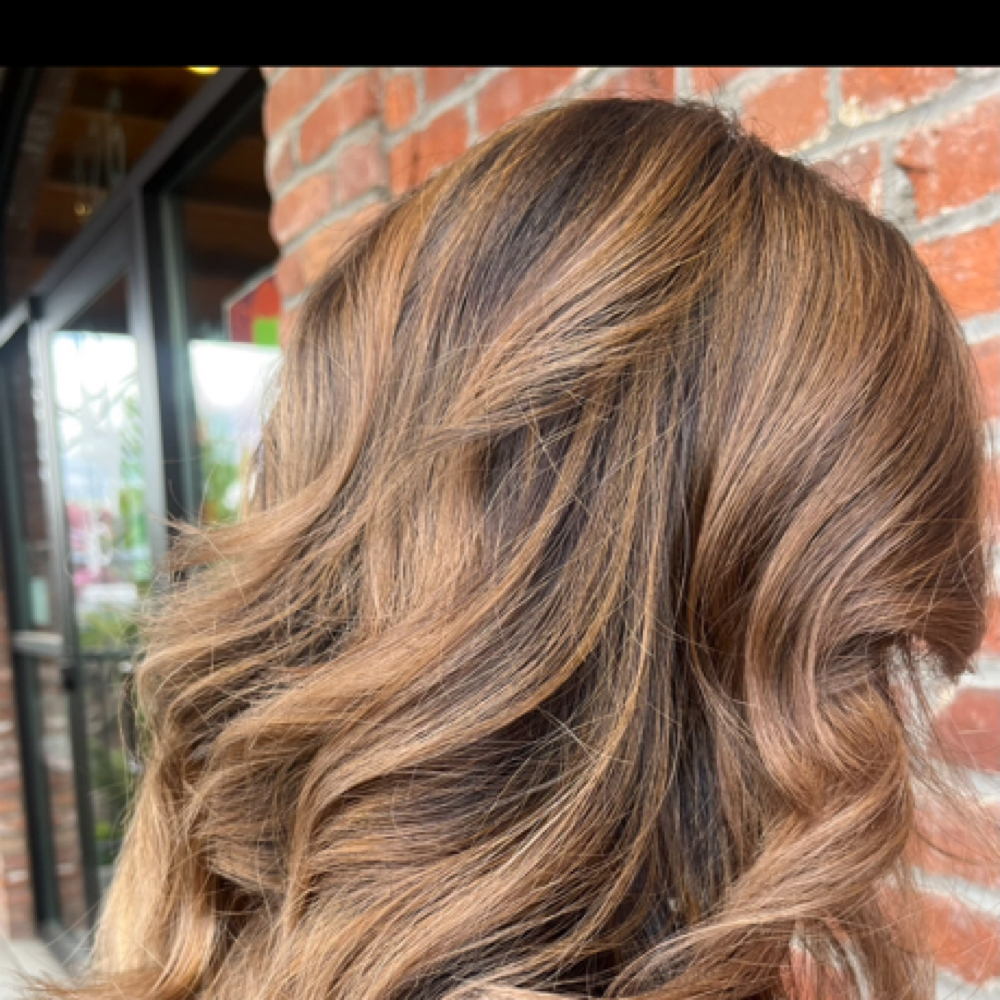 Root retouch & cut with Hayley at Colour Lounge Studio in Walla Walla, WA
