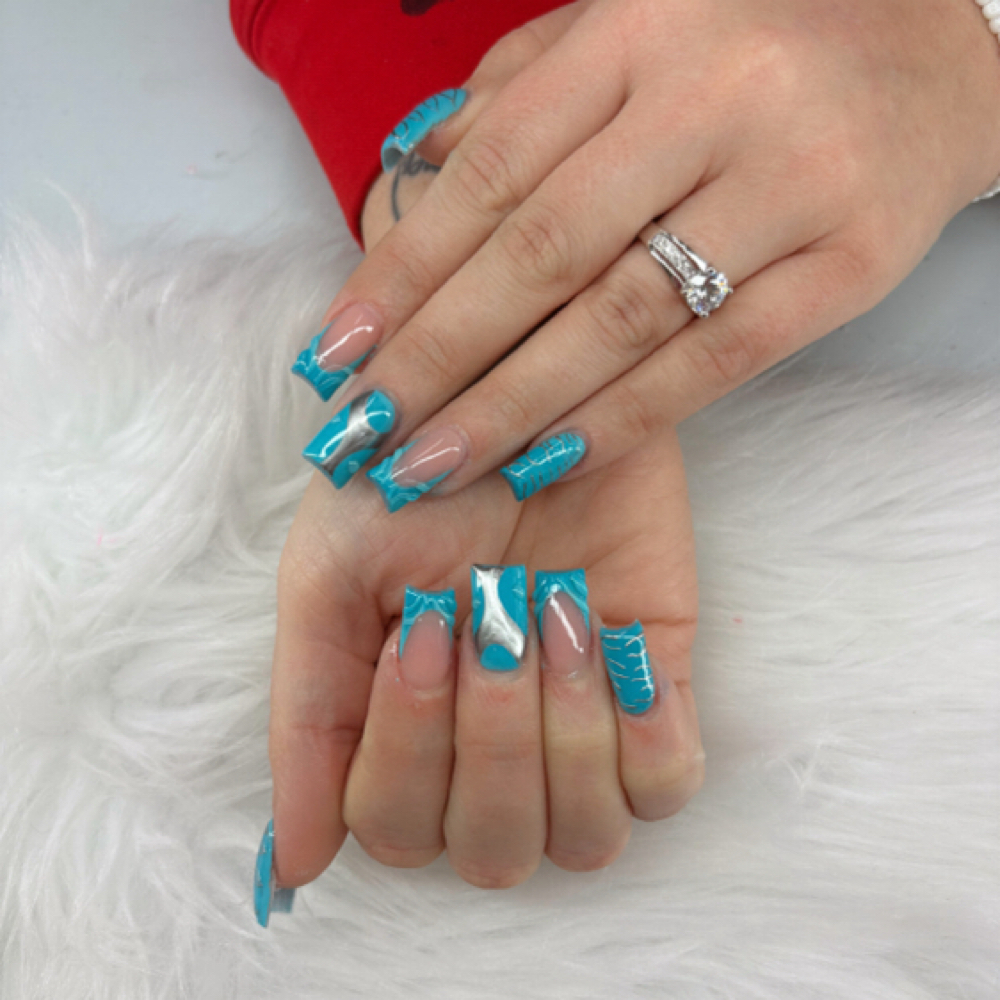 MEDIUM acrylic Full Set at Acrylics by Avery in Fremont, OH