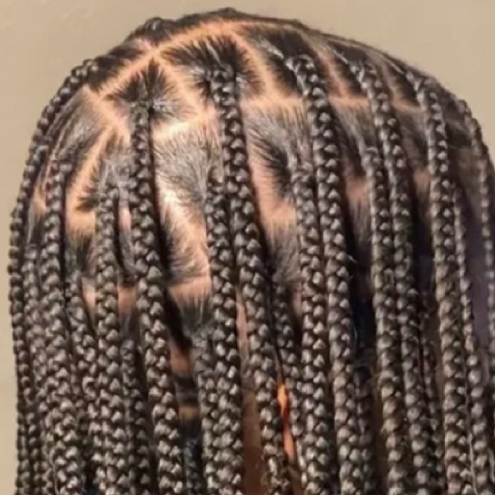 Margarita Med.Knotless/Twist Braids at Sistah’s Beauty Supply & Braid Bar in Los Angeles, CA