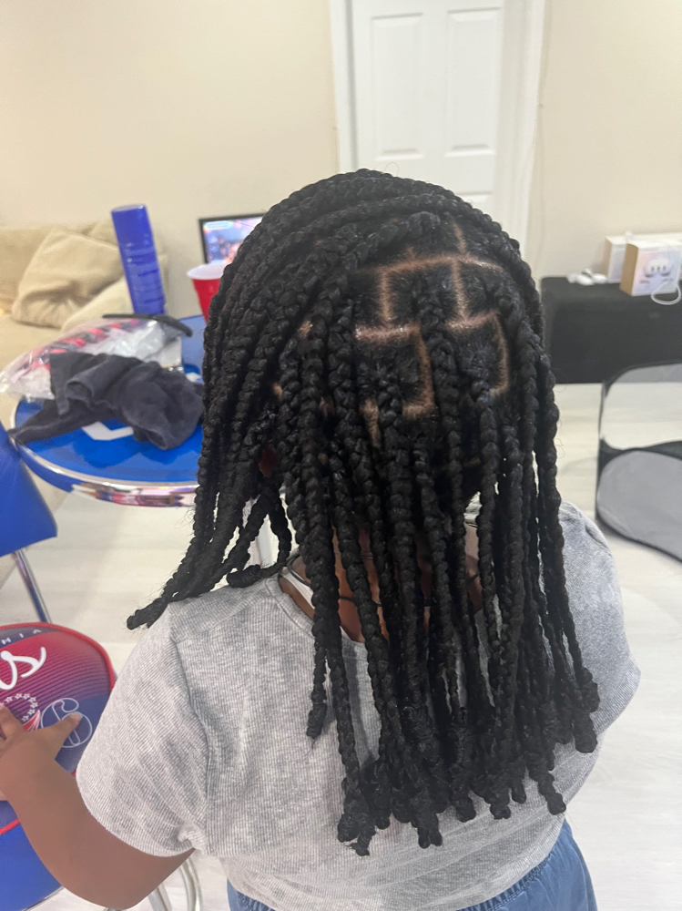 Kids Medium Box Braids Wash & Blow