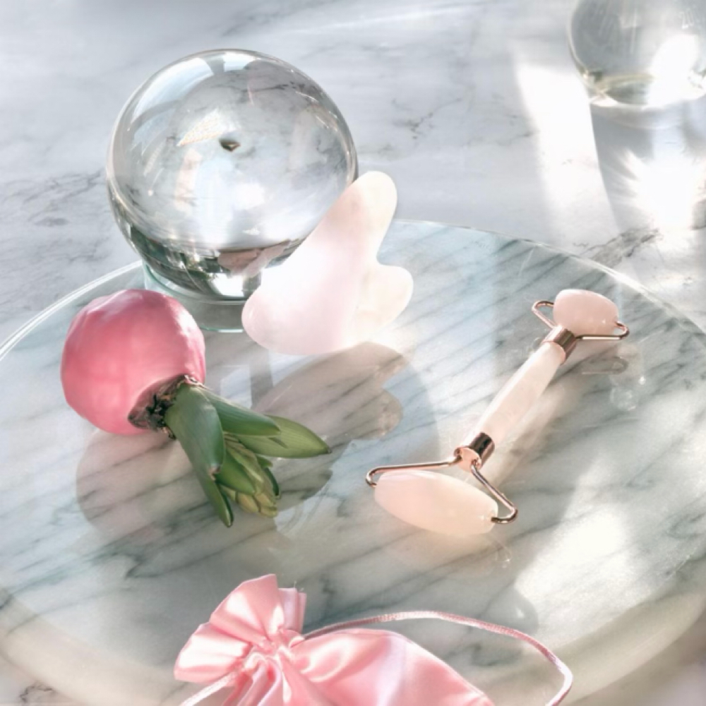 Ice Globe Lymphatic Massage at Plush & Crème Atelier in houston, TX