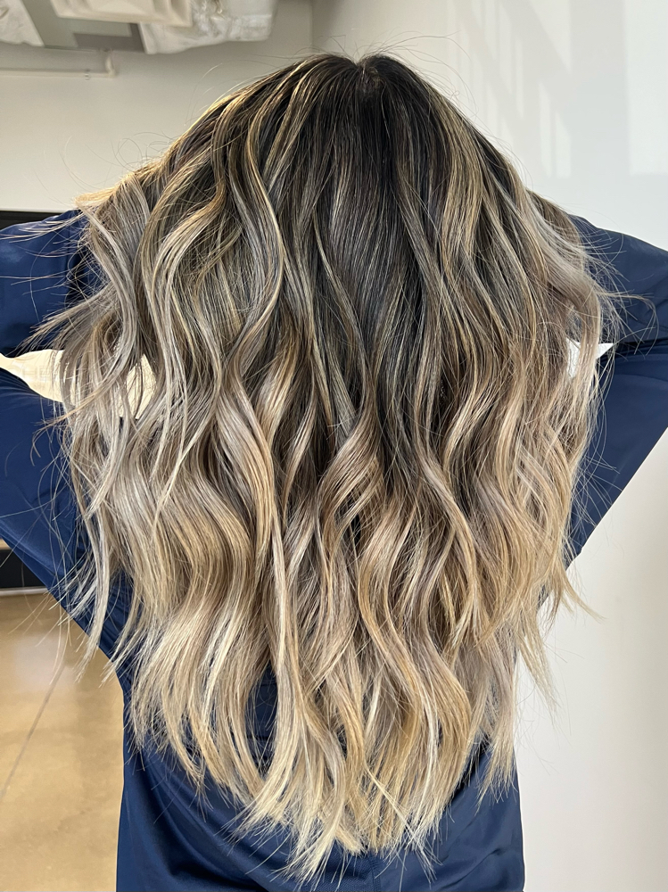Half Highlight (Book At 9 AM)