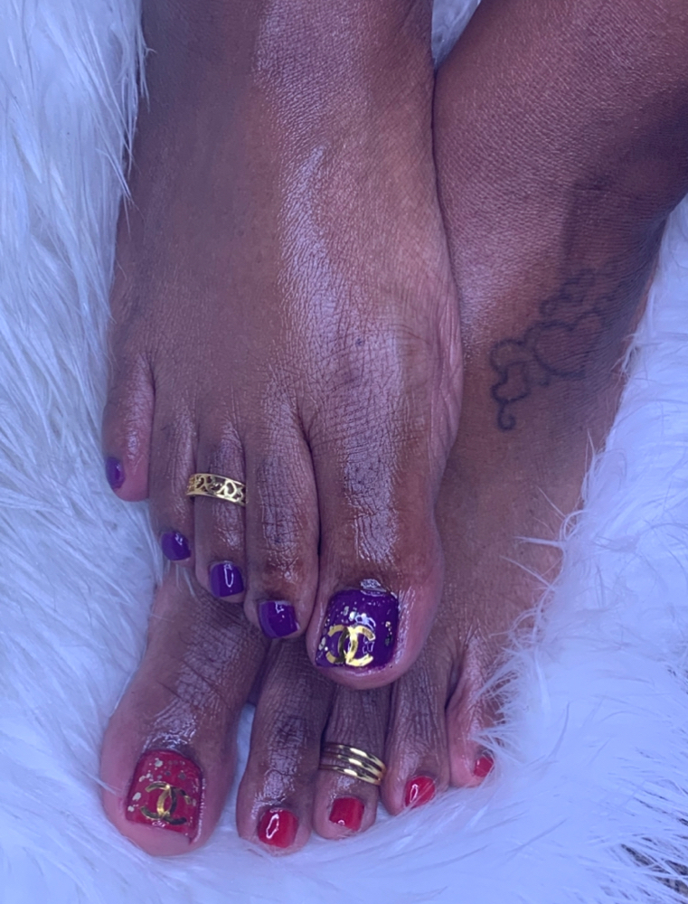Crystals/Stickers/Art On Big Toes