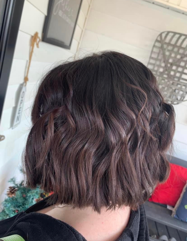 Women’s Shampoo, Cut and Style