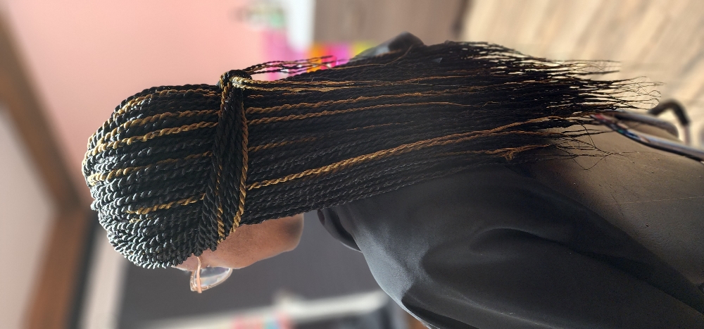 Senegalese Twist at Critique Finishes in Texarkana, TX