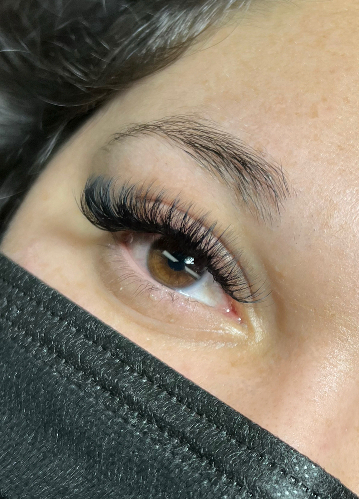 Hybrid Lashes