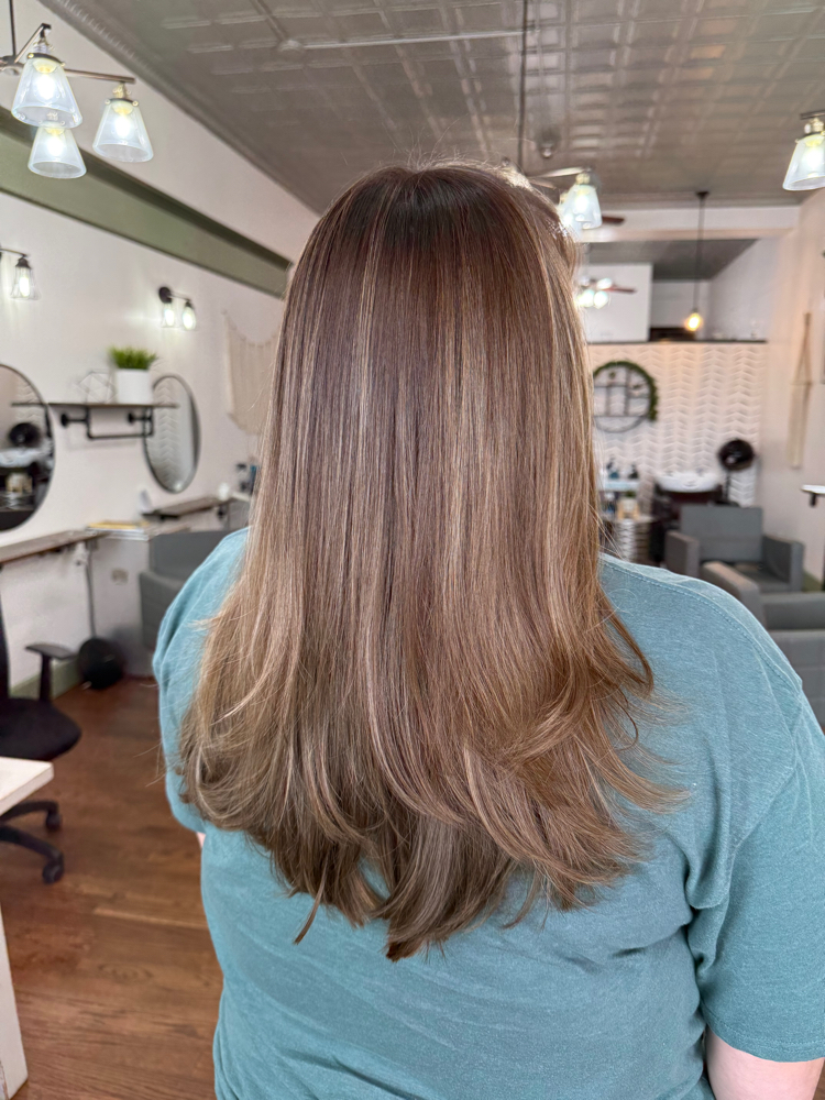 Women's Haircut & Blowout