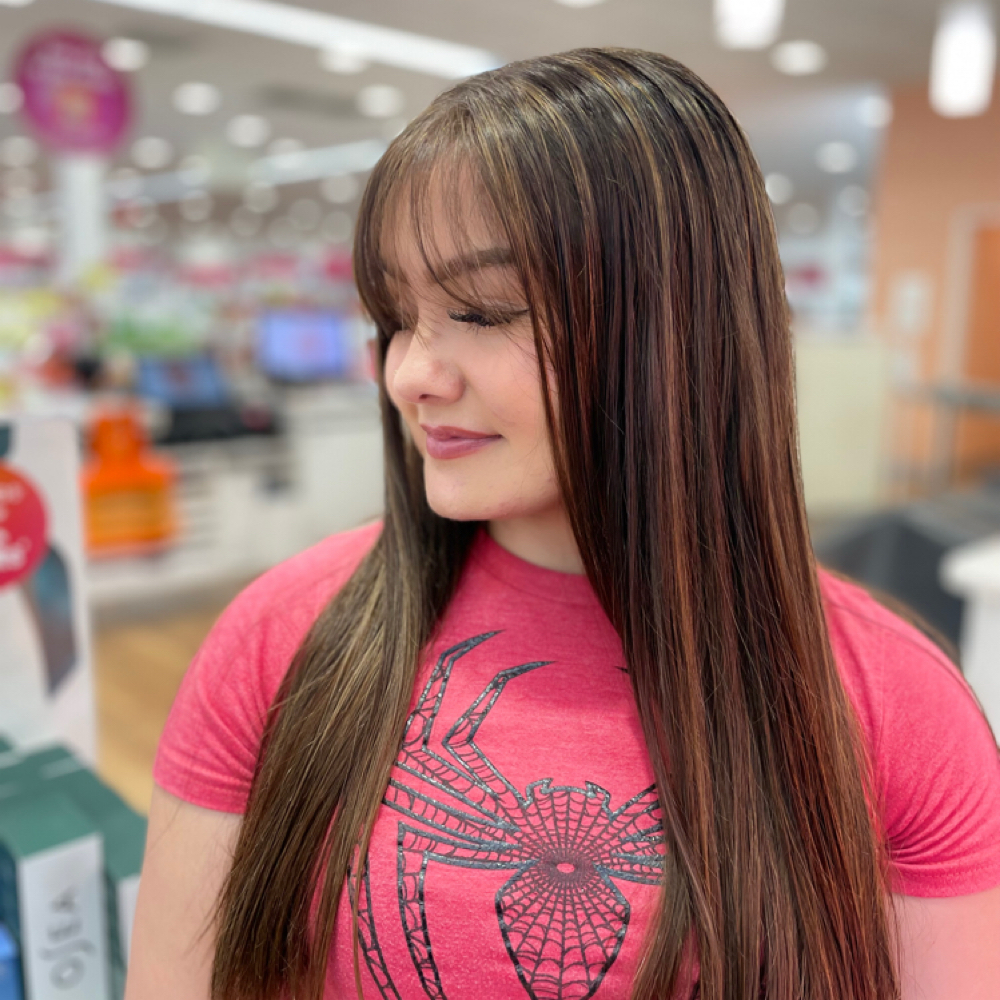Full Highlight at Safirehairstyles in Santa Clarita, CA