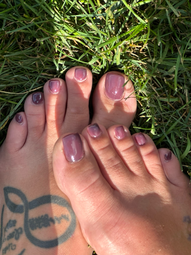 Acrylic Toe Nails at Creative Cuts & Color in Angola, IN