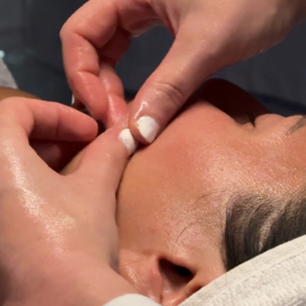 Oxgyen Infusion at Virtue Esthetics in La Jolla, CA