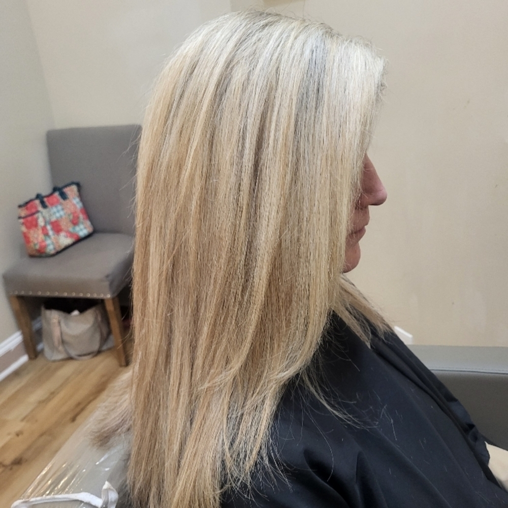 Full Highlight at Wenona's Hair and Beauty Design in Clemmons, NC