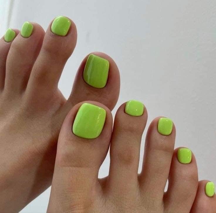 Gel Pedicure