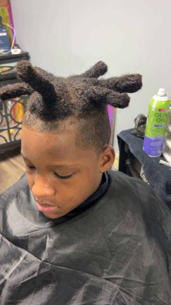Wicks at The Naturlist Locd Queen in Indianapolis, IN