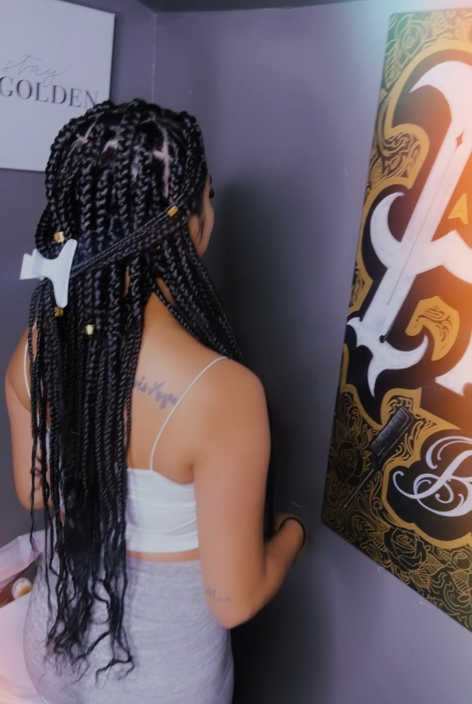 Singles M BRAIDS HAIR ADDED