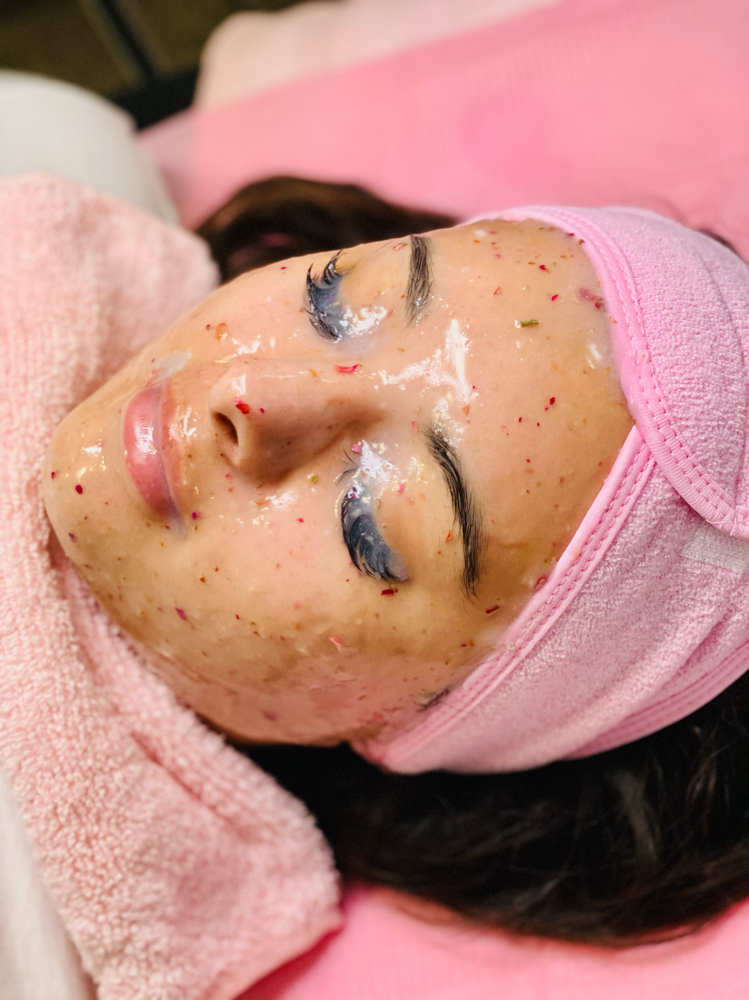 Dermaplaning Facial