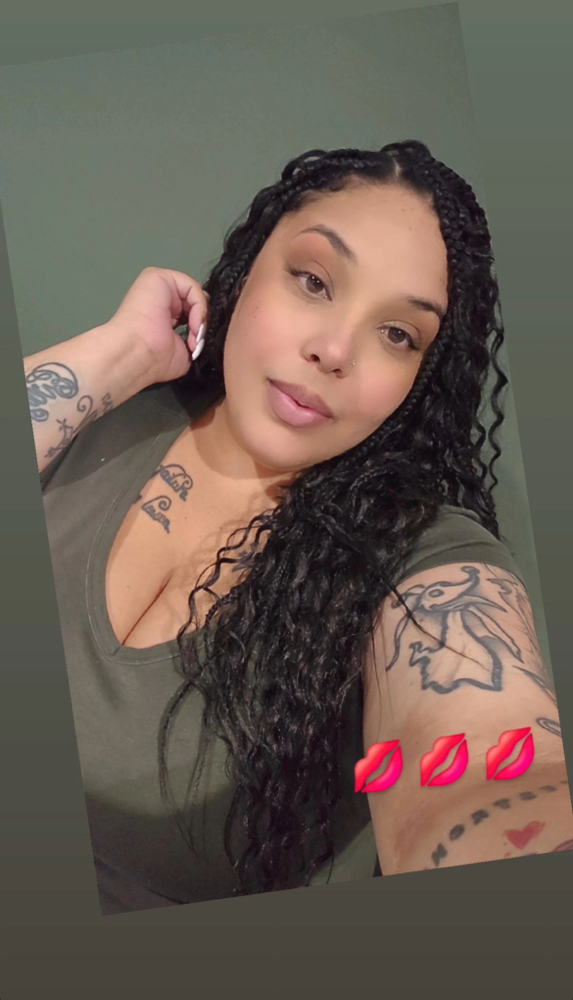 Medium Knotless Boho Braids